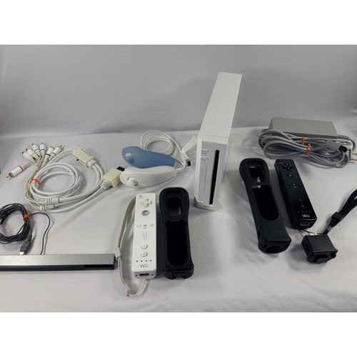 Nintendo wii console white - wii,