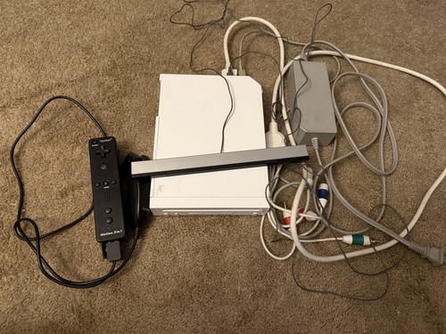 Nintendo wii console - nintendo, gaming